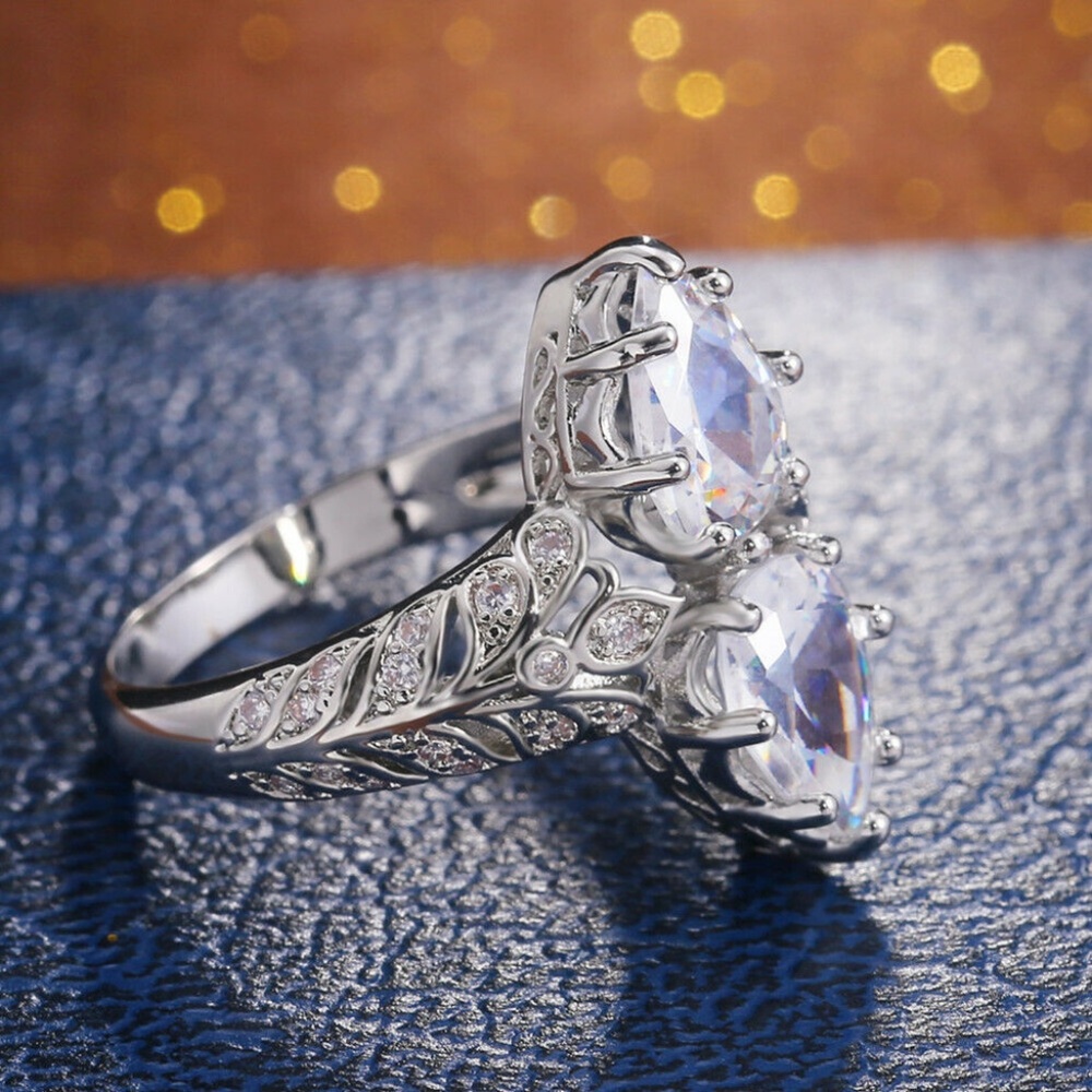 925 Silver Pear Cut White Sapphire Ring New - Picture 3 of 6